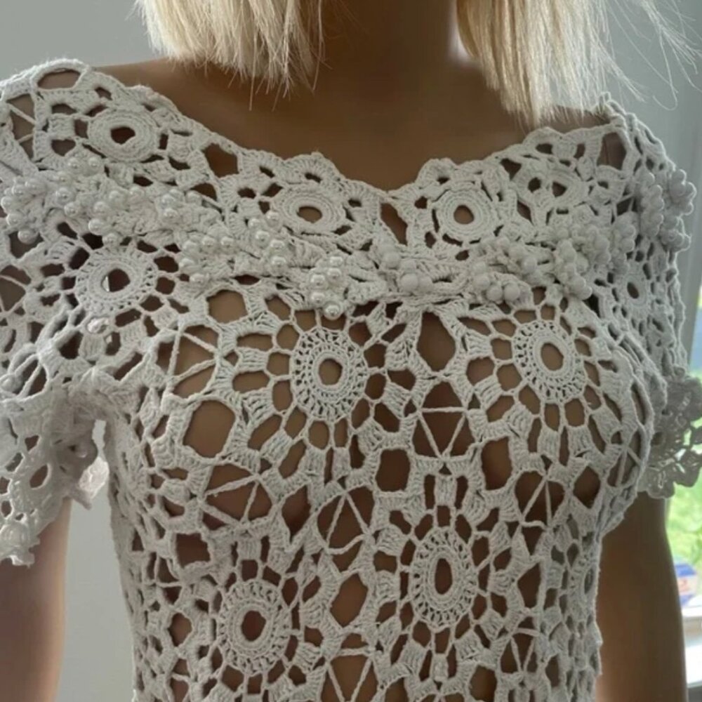 ❤️ Handmade knitted white Dress with Pearl - Picture 4 of 7